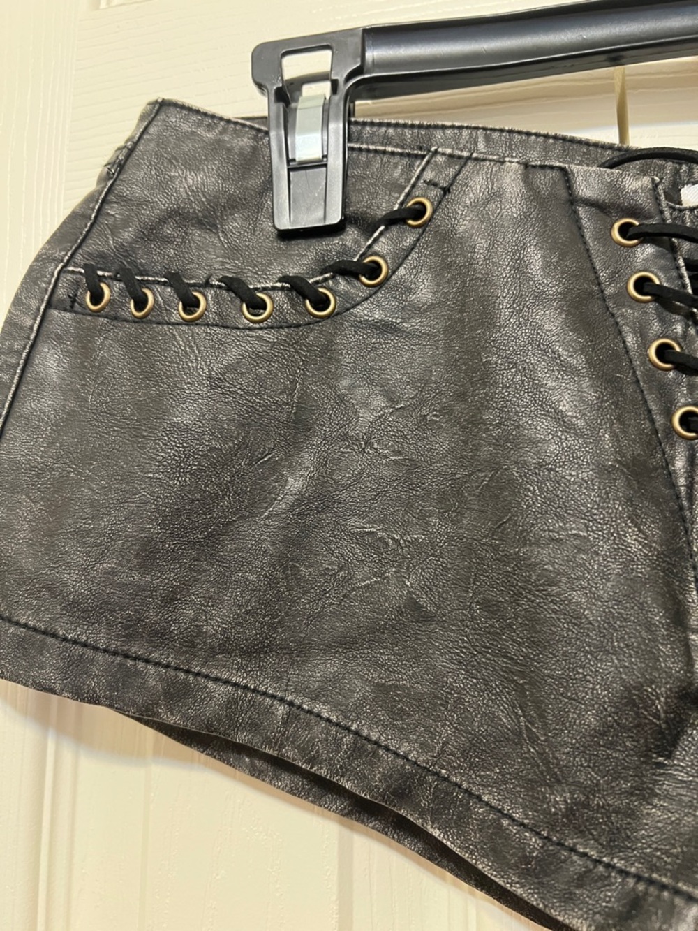 Jaded London Black Faux Leather Lace-Up Short Shorts. Size 26 - Picture 6 of 12